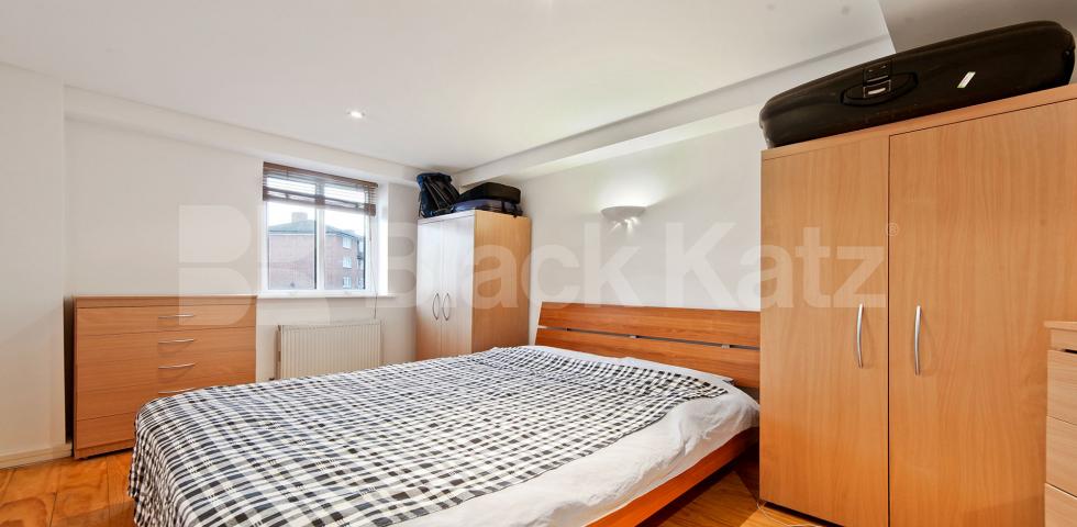 			LET, 1 Bedroom, 1 bath, 1 reception Apartment			 Shad Thames, London Bridge